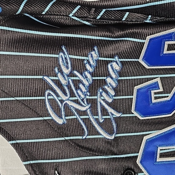 The Proud Family Gross Sisters Pinstripe Baseball Jersey Size Medium New - Picture 3 of 9